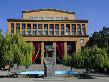 Die Staatliche Uniweristät Jerewan
