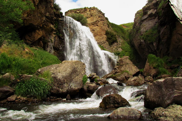 Trchkan waterfall, sights of Armenia