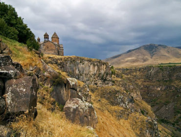 Saghmosavank monastery