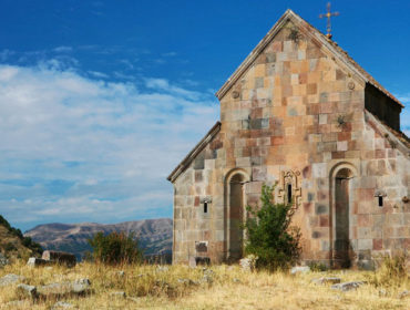 Церковь Зорац
