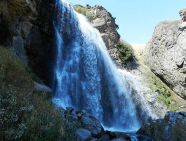 Wasserfall Schaki