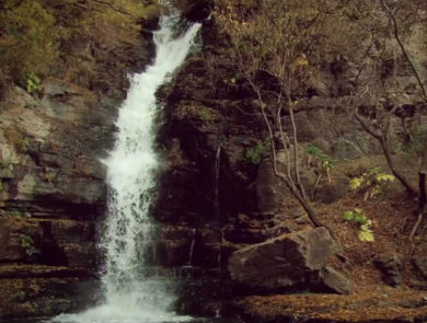 Astghik waterfall