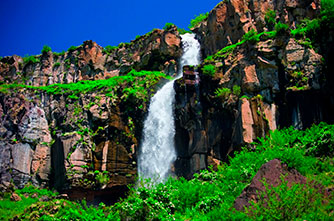Kasakh waterfall
