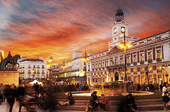 Պուերտա-Դել-Սոլ հրապարակ(Puerta del Sol)