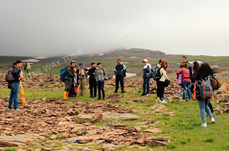 Wandern zum Mount Aragats