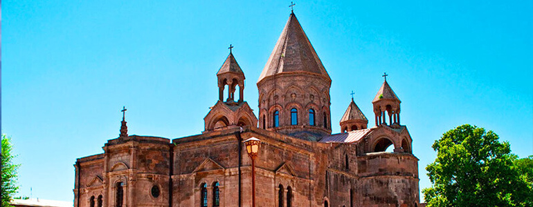 TOP 7 SIGHTS OF THE CITY OF ETCHMIADZIN AND ITS SURROUNDINGS