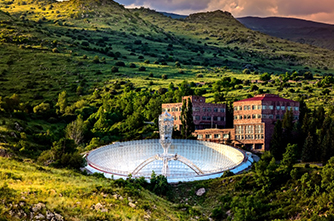 Paris Geruni Telescope