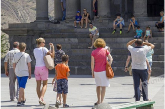 12 պատճառ, թե ինչու են ռուս զբոսաշրջիկները ընտրում Հայաստանը